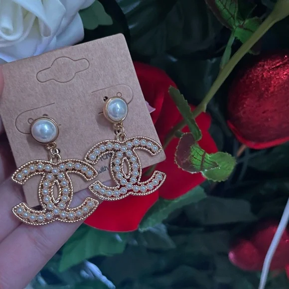 Fashion earrings - BRAND NEW - Picture 3 of 3